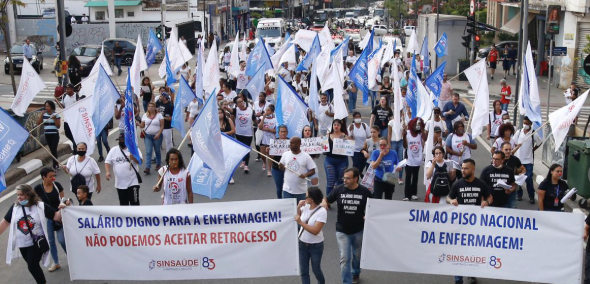 Sindicalismo de resultado. Estudo investiga causas e consequências do crescimento de centrais conservadoras entre 2003 e 2016