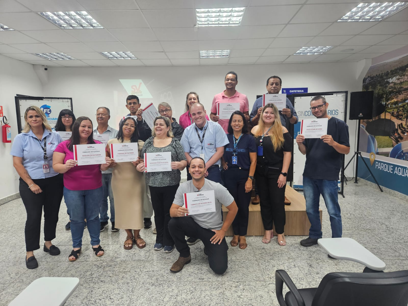 Supermercado São Vicente forma turma do curso de açougue no Sincomerciários